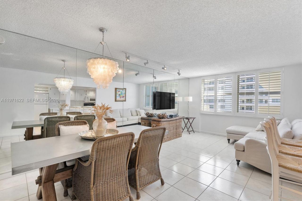 9273 Collins Ave , Unit 901, Surfside, FL 33154 Photo