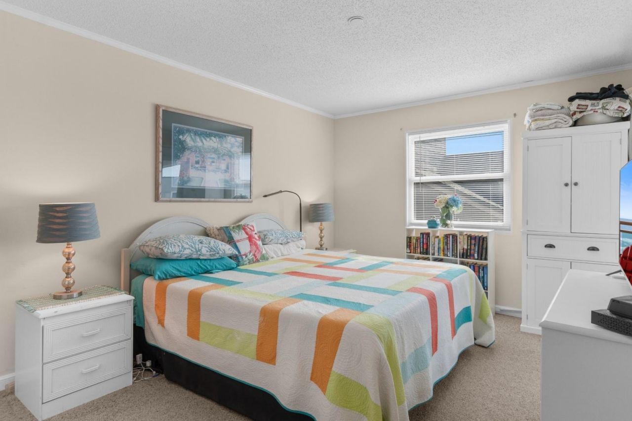 1310 N Waccamaw Dr.  Photo 18