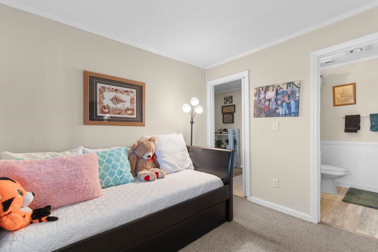 1310 N Waccamaw Dr.  Photo 28