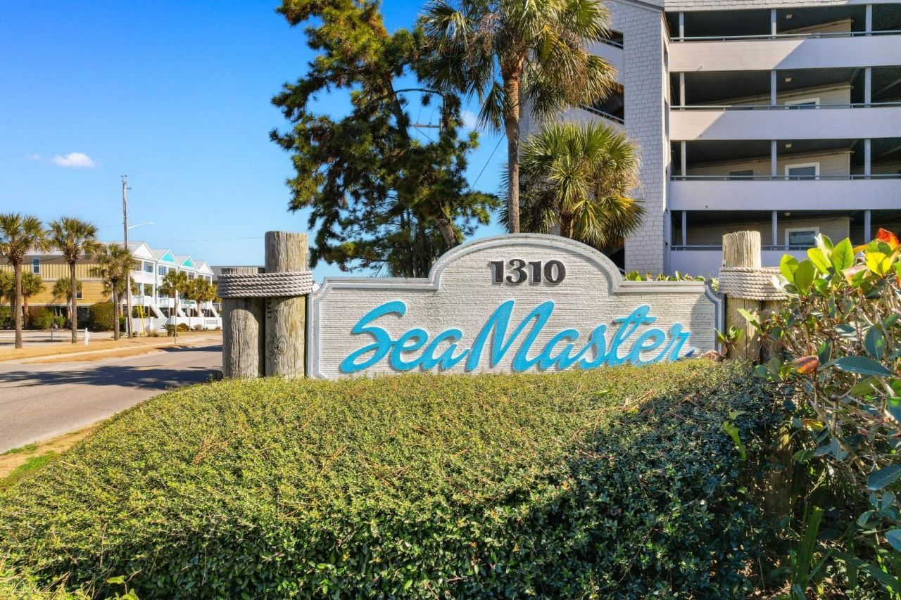 1310 N Waccamaw Dr.  Photo 40