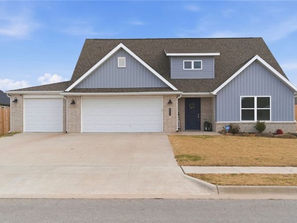 651 Brandon Michael Street , Prairie Grove, AR 72753