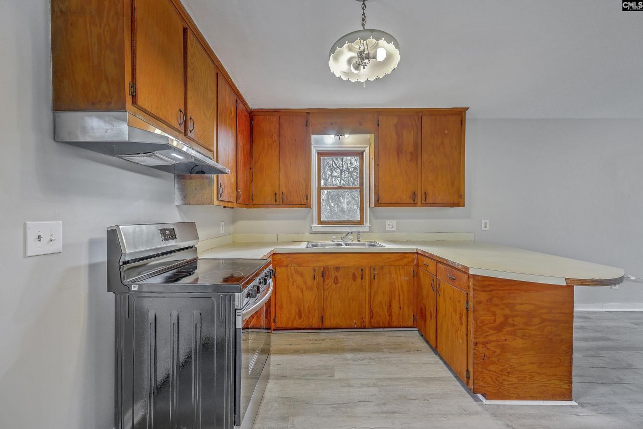 225 Reardon Street  Photo 12