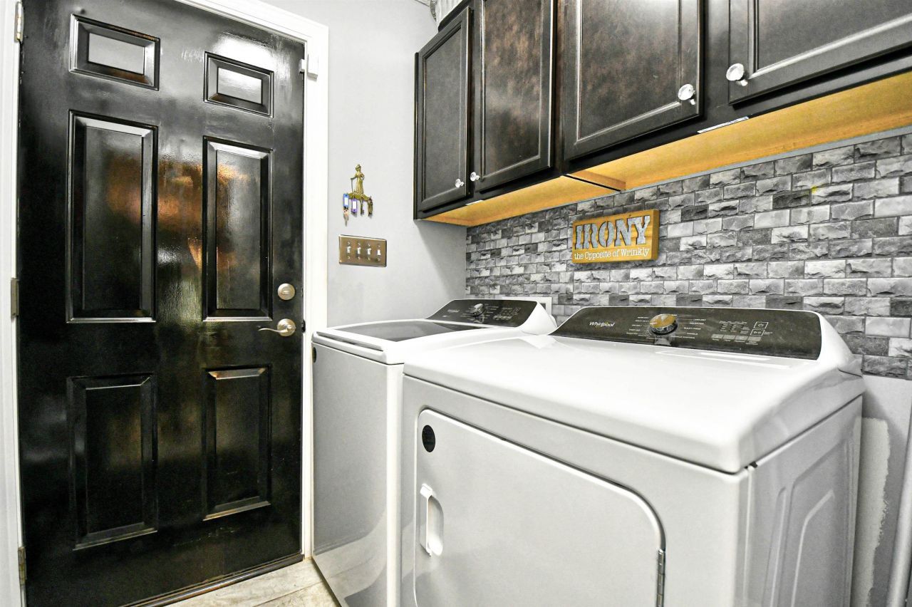 428 Oakham Dr. Photo 30