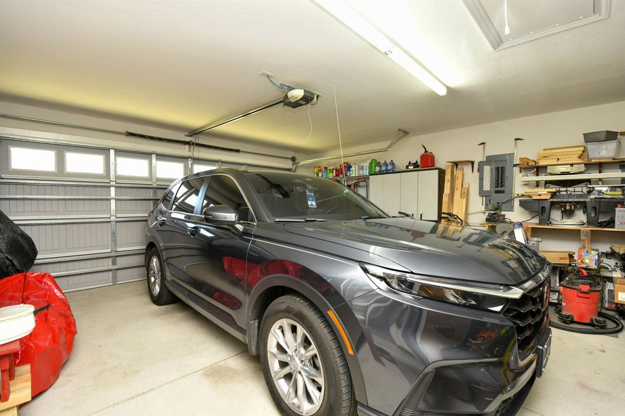 428 Oakham Dr. Photo 31