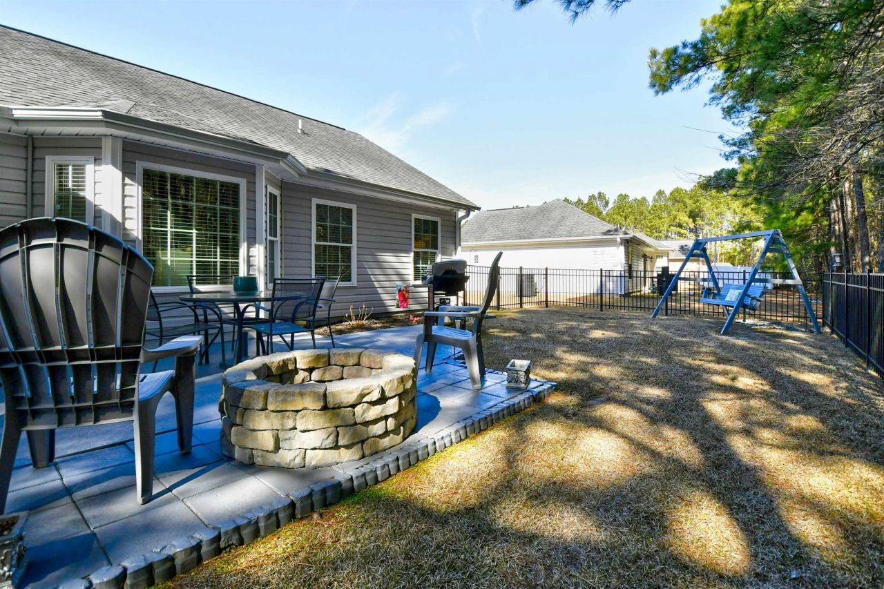 428 Oakham Dr. Photo 38