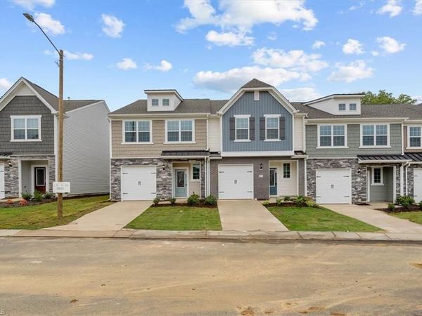 2112 Willow Glen Drive, Graham, NC 27253