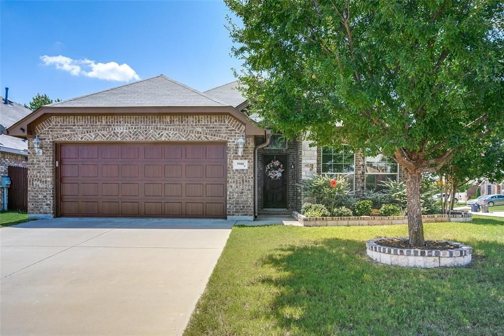 5900 Shiner Drive, Fort Worth, TX 76179 Main Photo