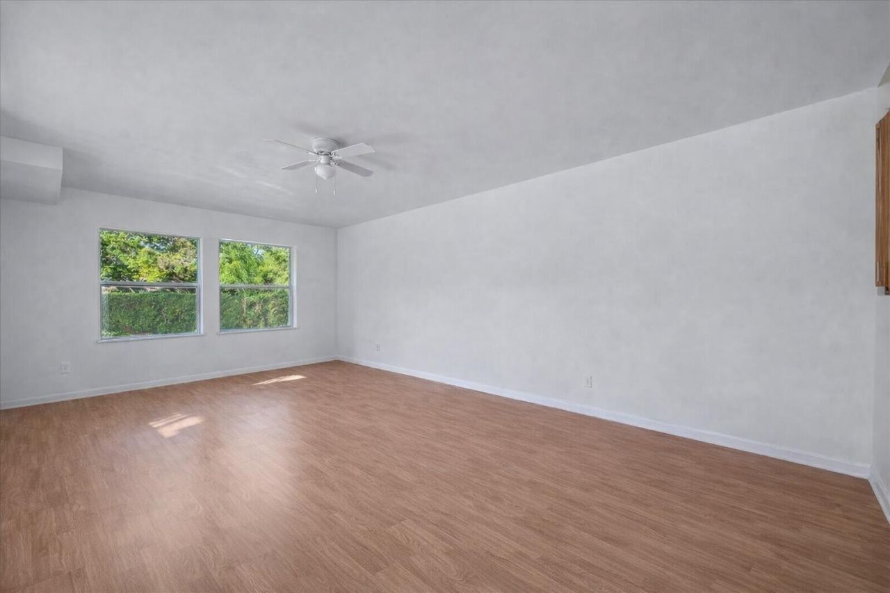 1945 Stratford Way, West Palm Beach, FL 33409 Photo