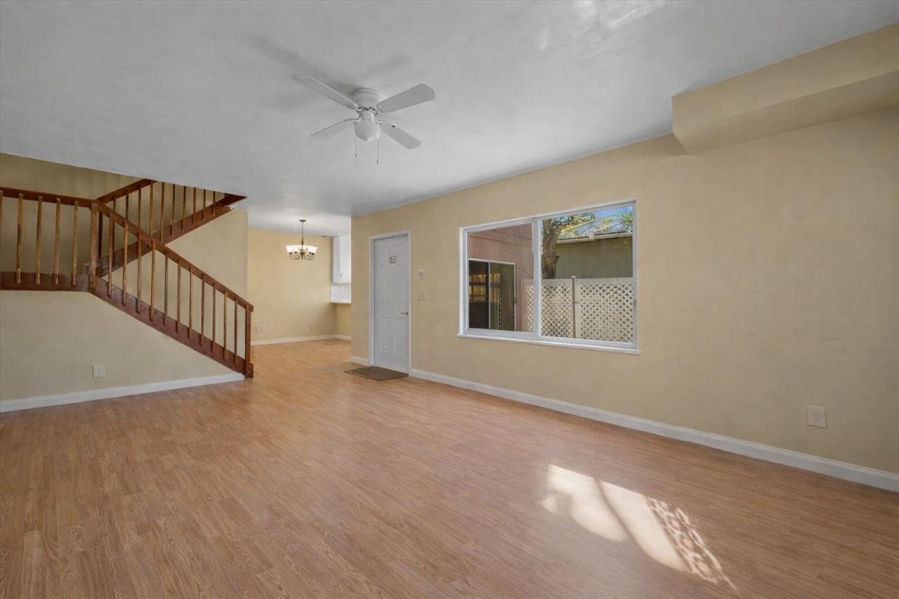 1945 Stratford Way, West Palm Beach, FL 33409 Photo