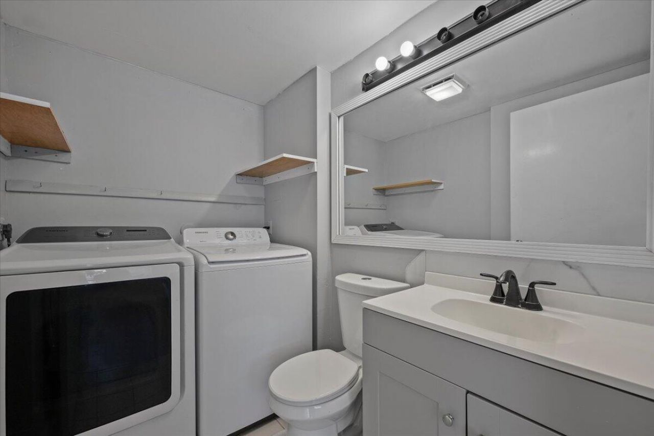 1945 Stratford Way, West Palm Beach, FL 33409 Photo