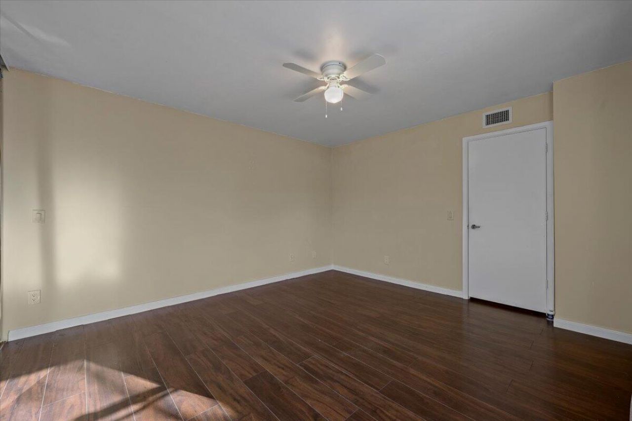 1945 Stratford Way, West Palm Beach, FL 33409 Photo