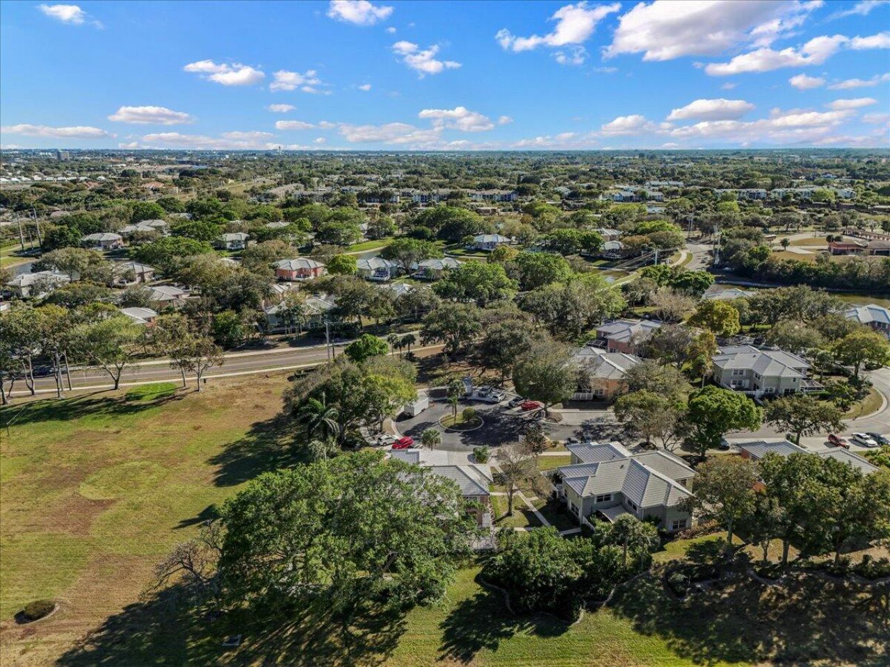 1945 Stratford Way, West Palm Beach, FL 33409 Photo