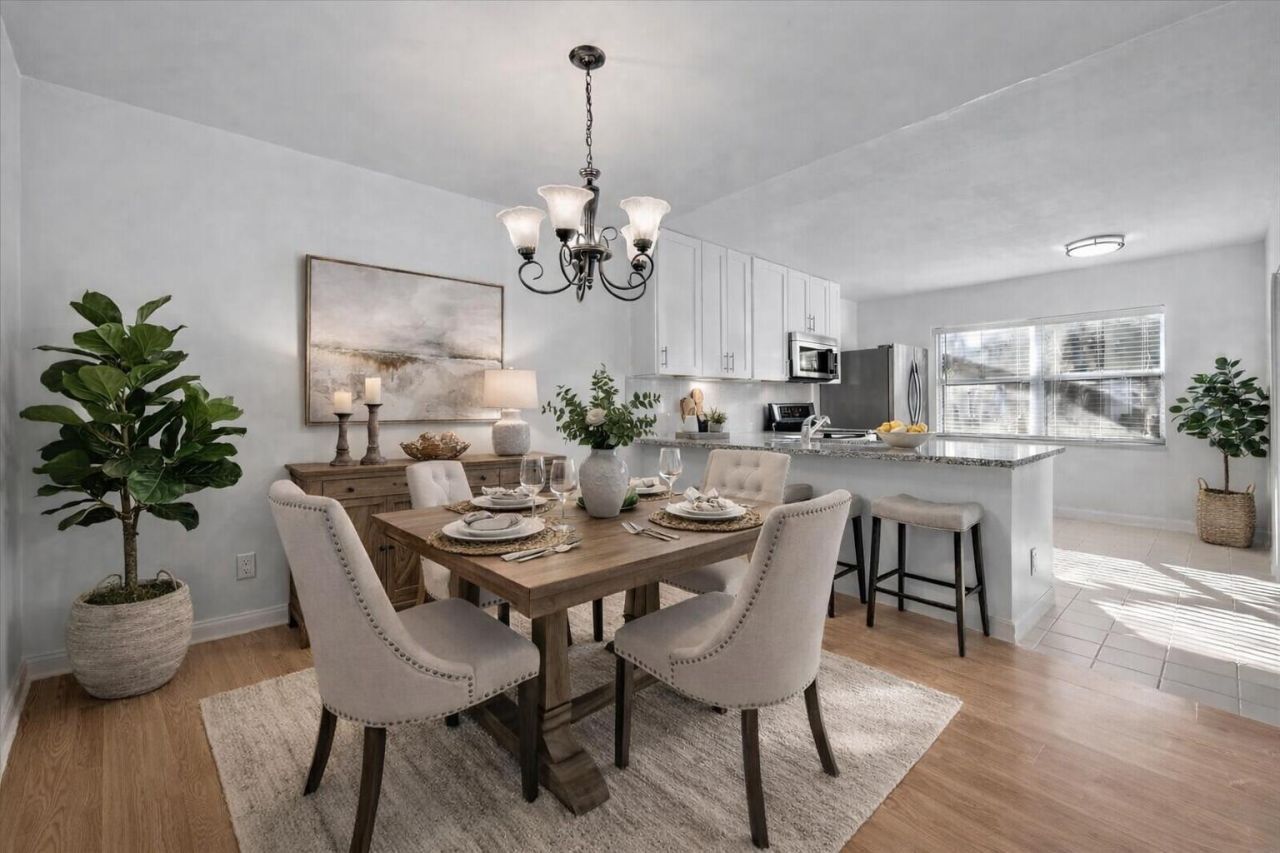 1945 Stratford Way, West Palm Beach, FL 33409 Photo