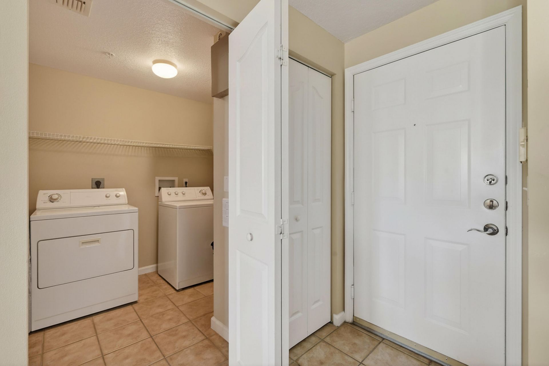 224 Murcia Drive, Unit 305, Jupiter, FL 33458 Photo