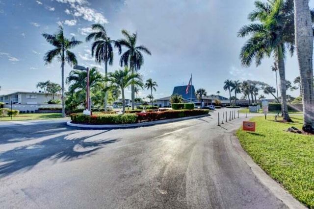 2616 N Garden Drive, Unit 204, Lake Worth, FL 33461 Photo