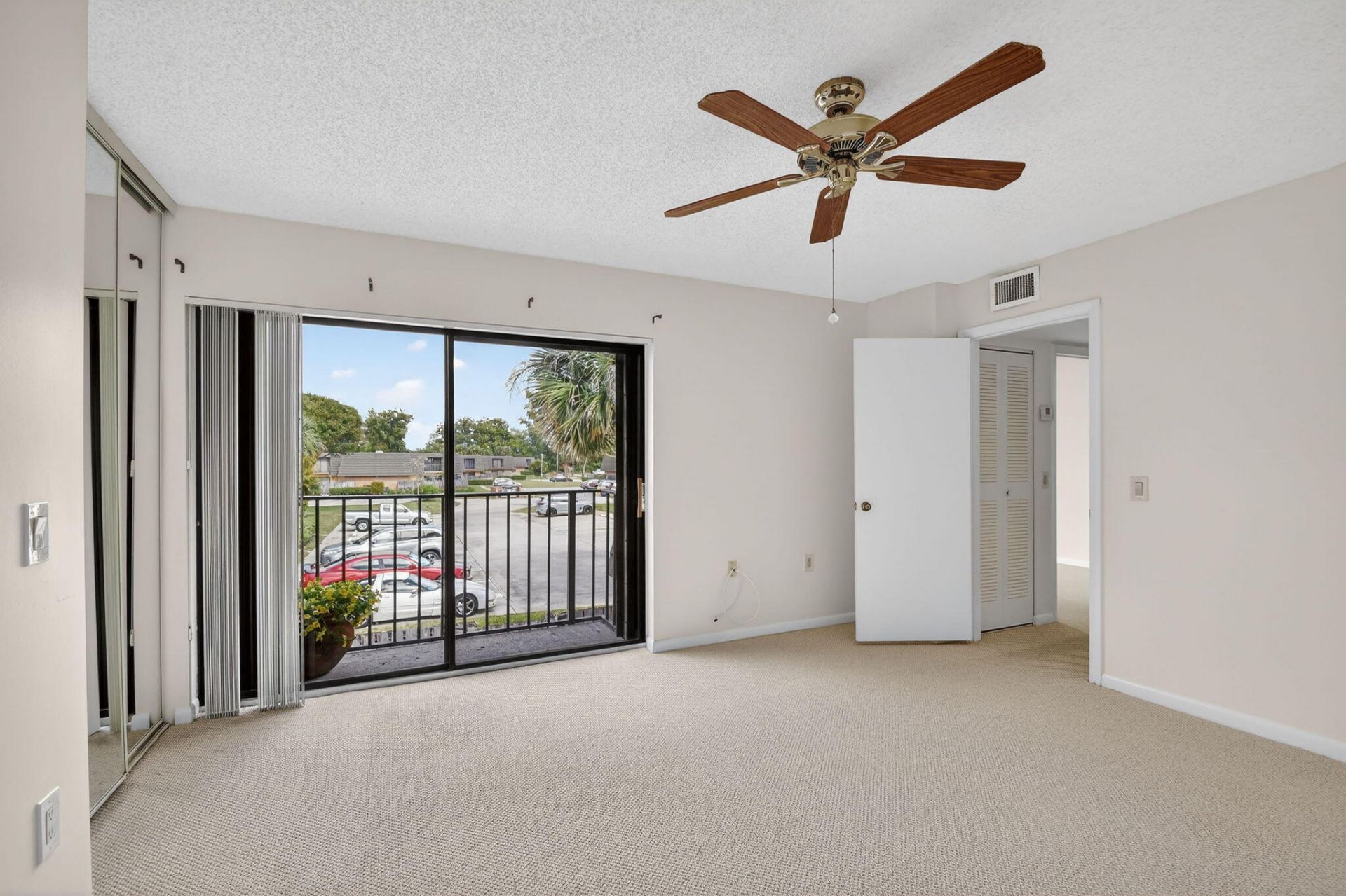 4210 42nd Way, West Palm Beach, FL 33407 Photo