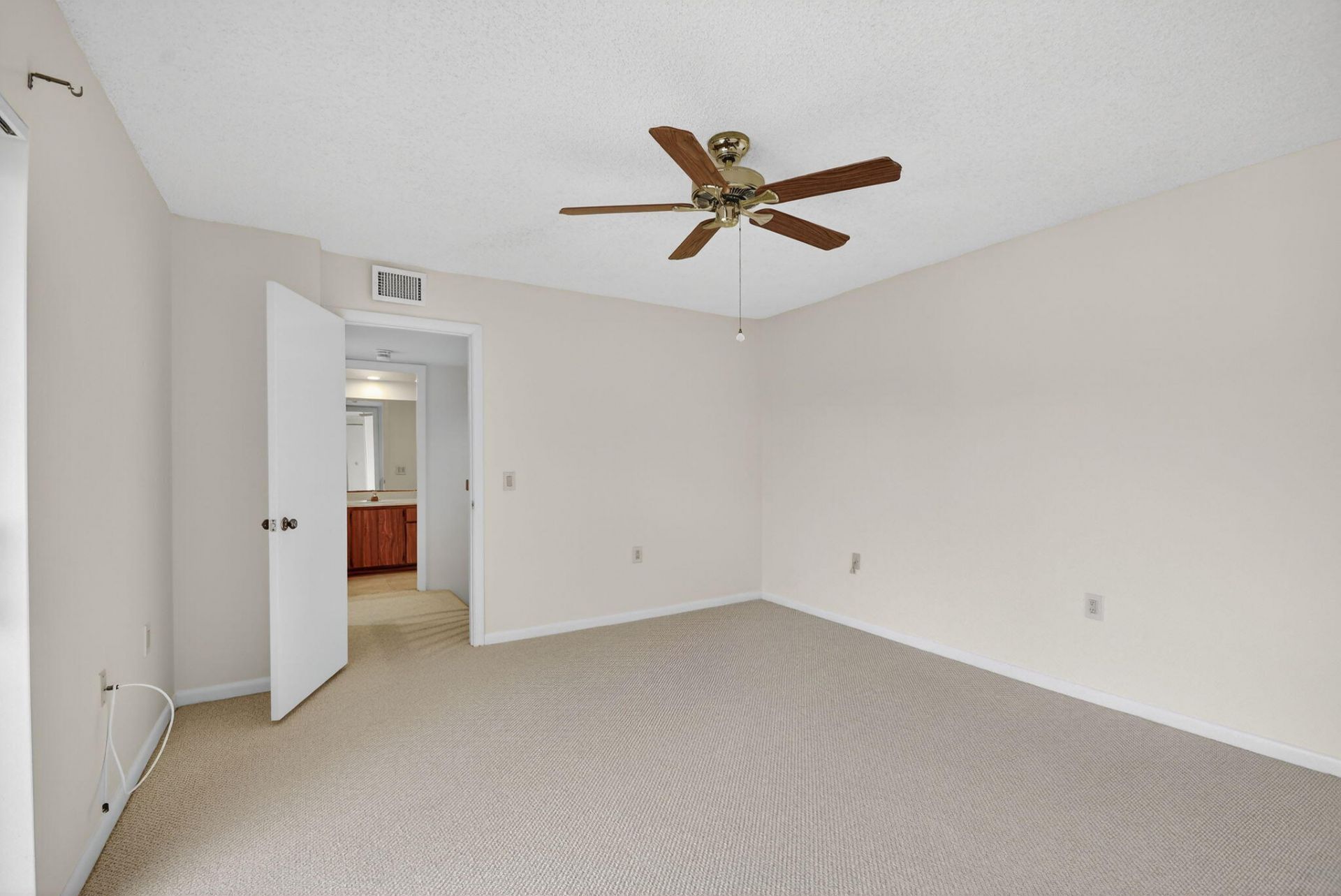 4210 42nd Way, West Palm Beach, FL 33407 Photo