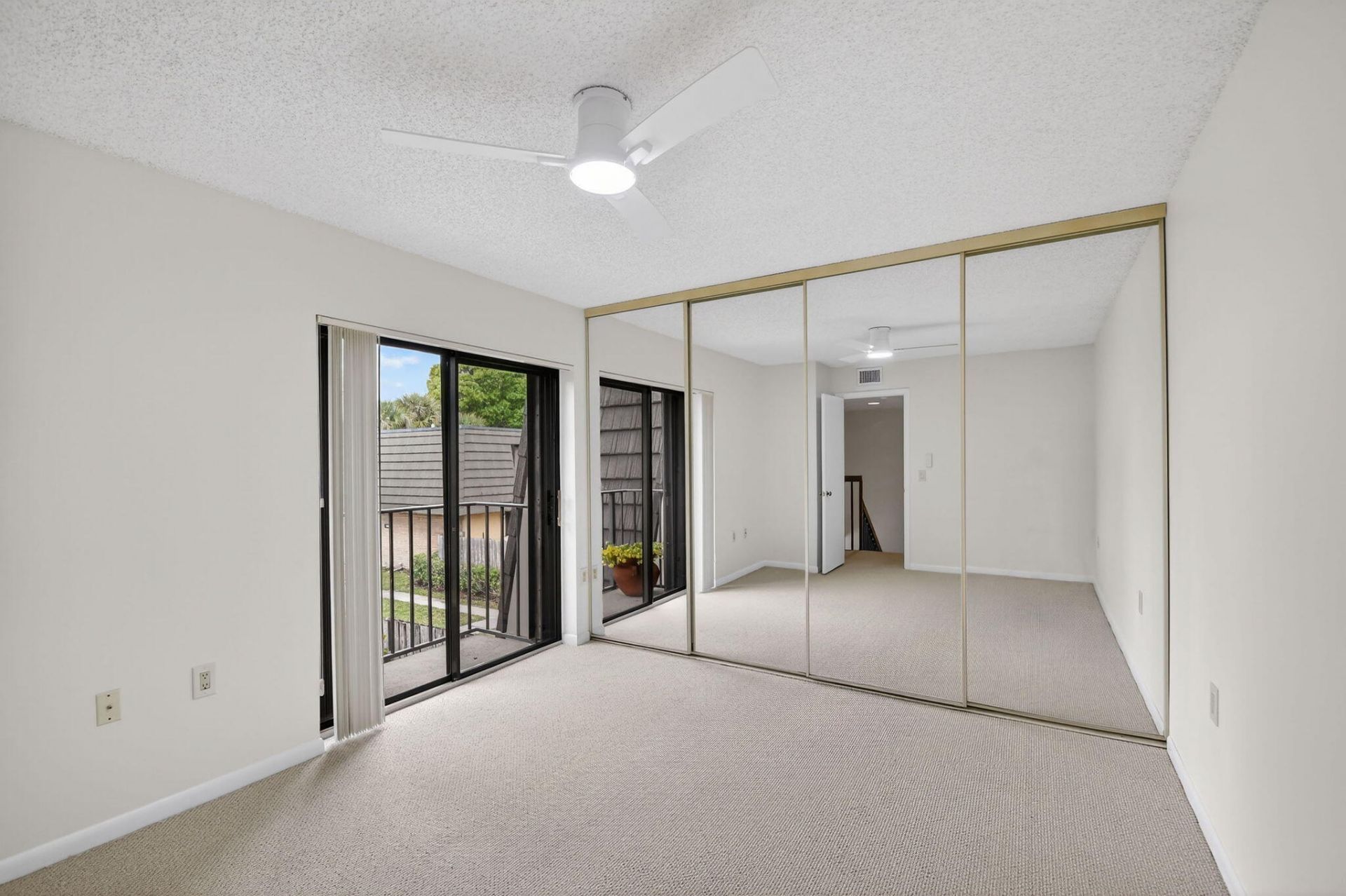 4210 42nd Way, West Palm Beach, FL 33407 Photo