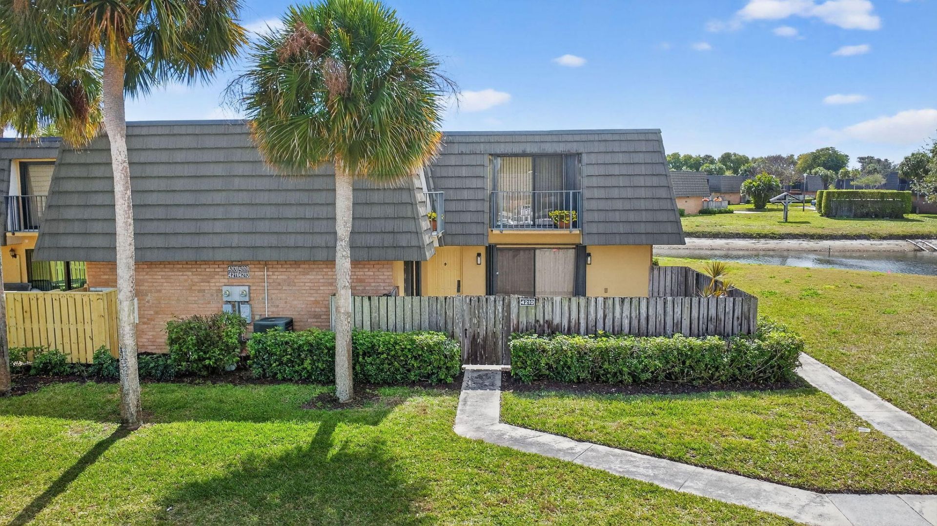 4210 42nd Way, West Palm Beach, FL 33407 Photo