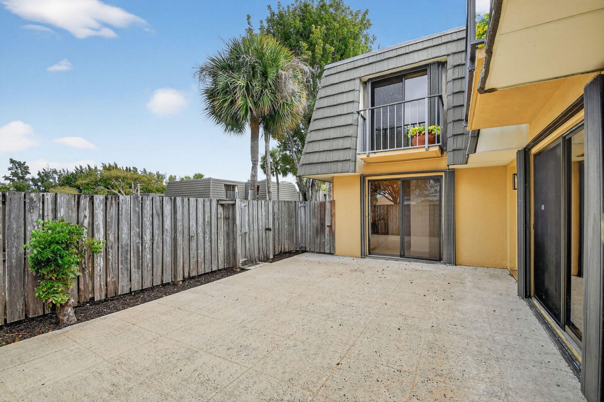 4210 42nd Way, West Palm Beach, FL 33407 Photo