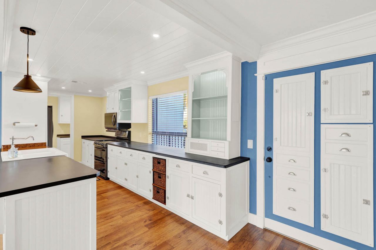 624 SW Saint Lucie Crescent, Unit 306, Stuart, FL 34994 Photo