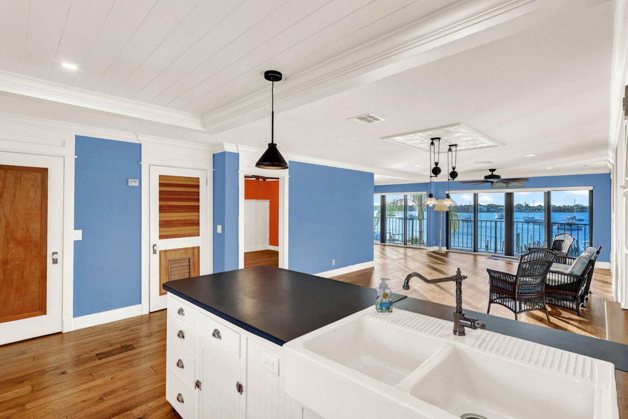 624 SW Saint Lucie Crescent, Unit 306, Stuart, FL 34994 Photo