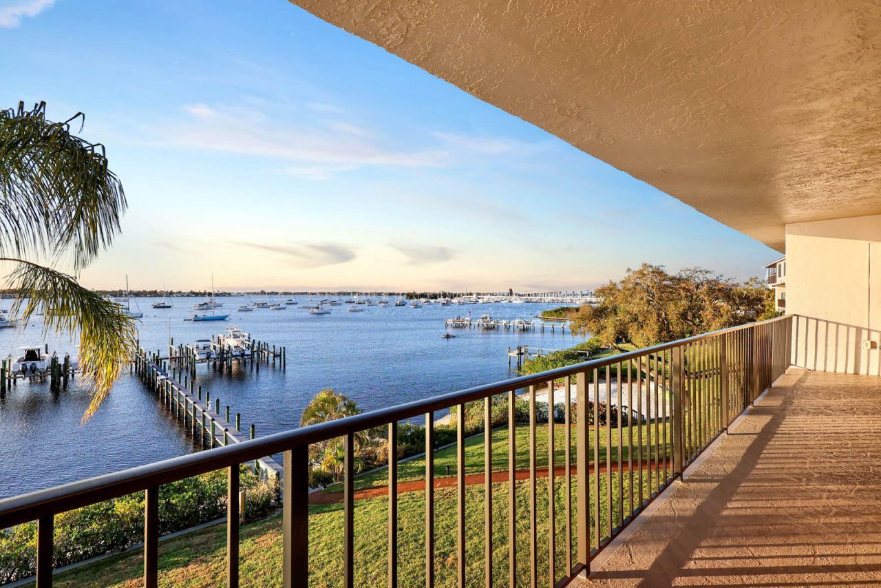 624 SW Saint Lucie Crescent, Unit 306, Stuart, FL 34994 Photo