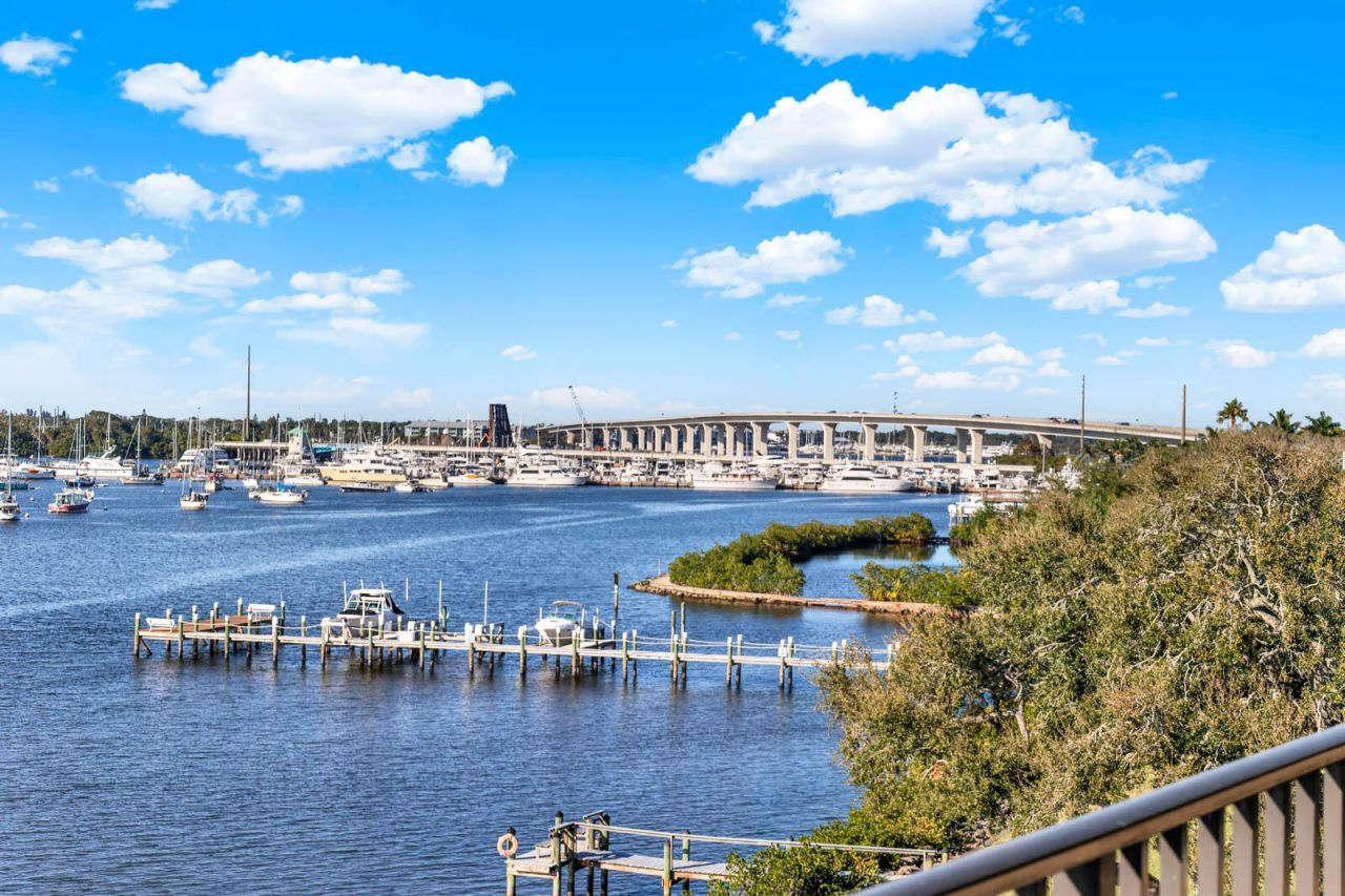 624 SW Saint Lucie Crescent, Unit 306, Stuart, FL 34994 Photo