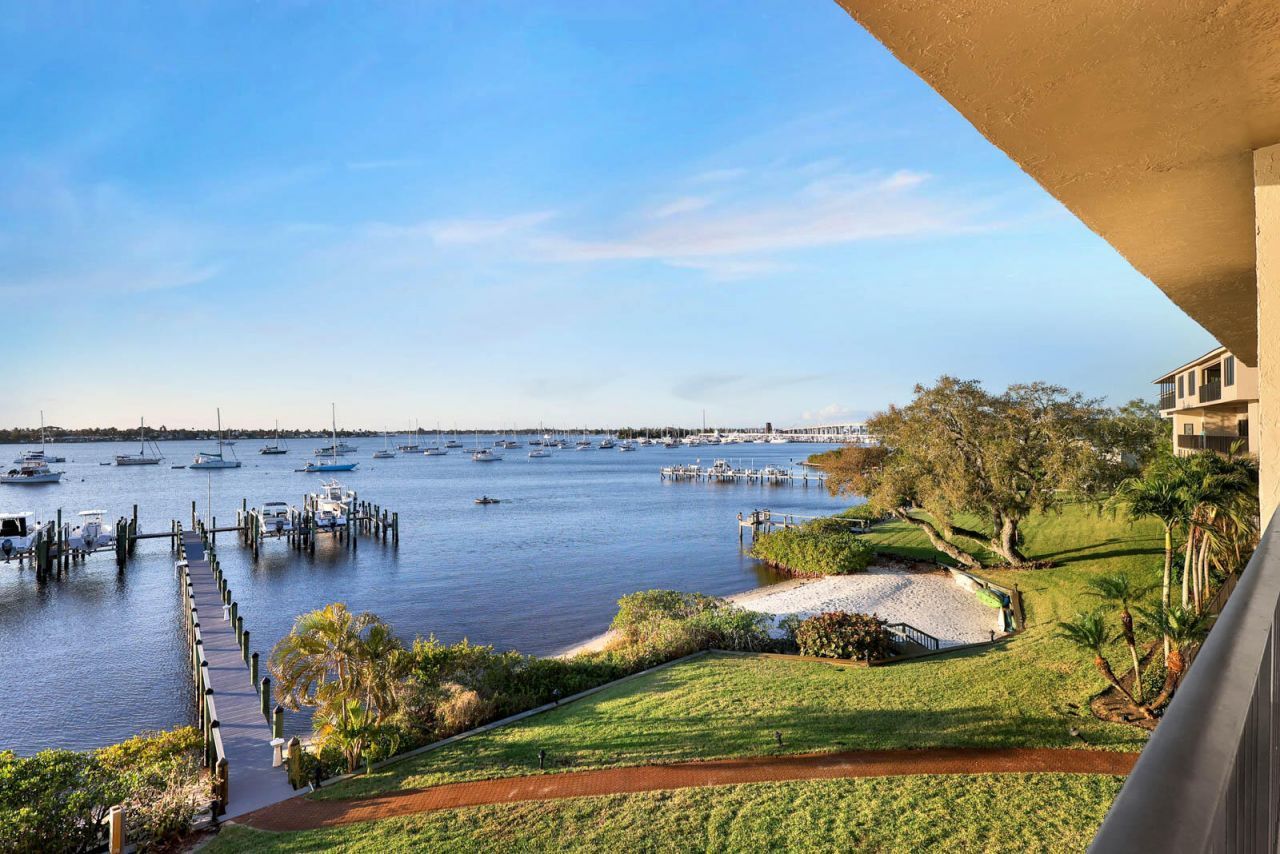 624 SW Saint Lucie Crescent, Unit 306, Stuart, FL 34994 Photo