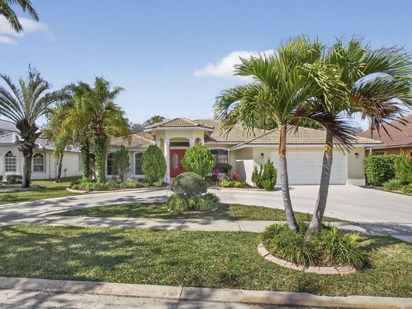 221 Cypress Trace, Royal Palm Beach, FL 33411