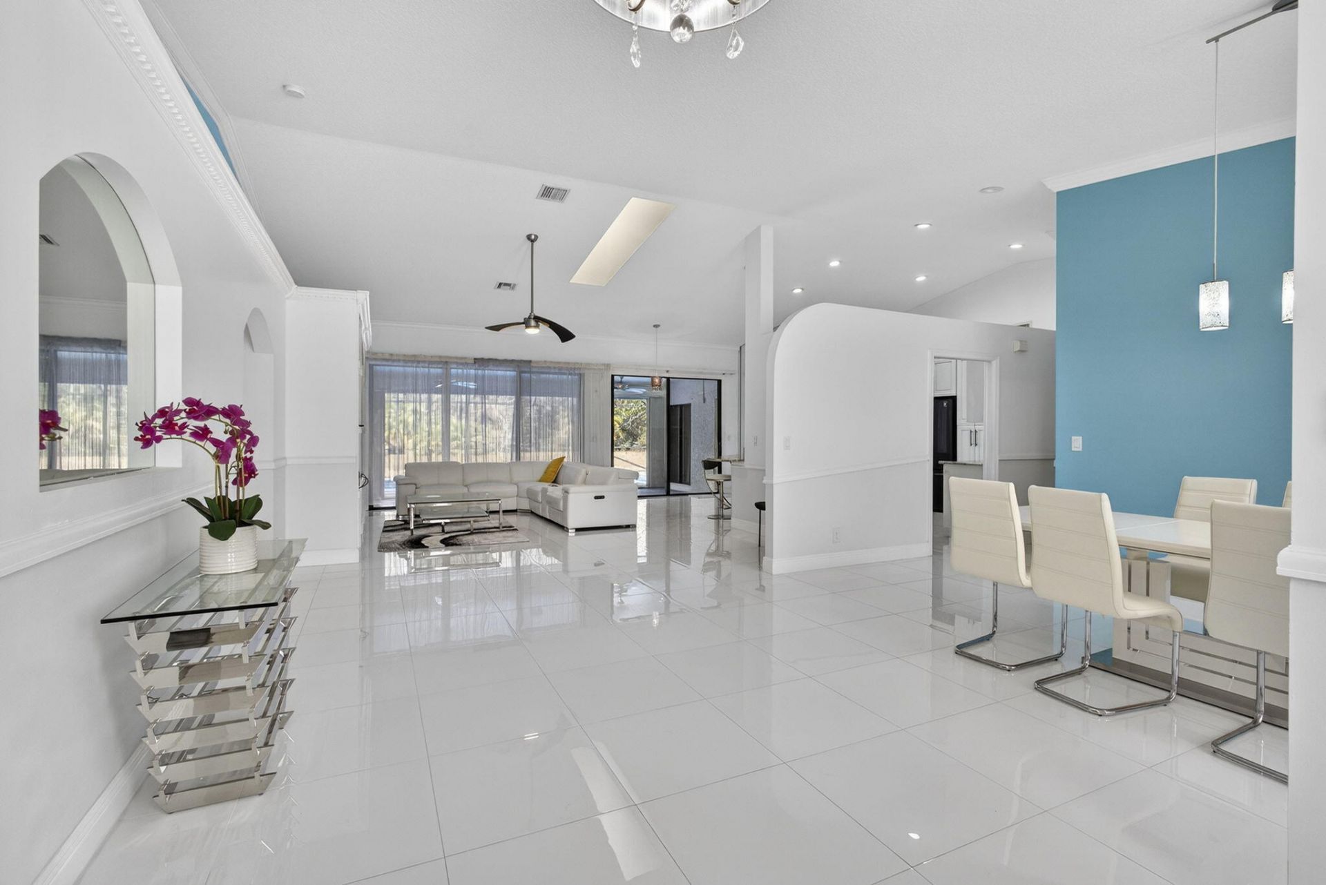 221 Cypress Trace, Royal Palm Beach, FL 33411 Photo