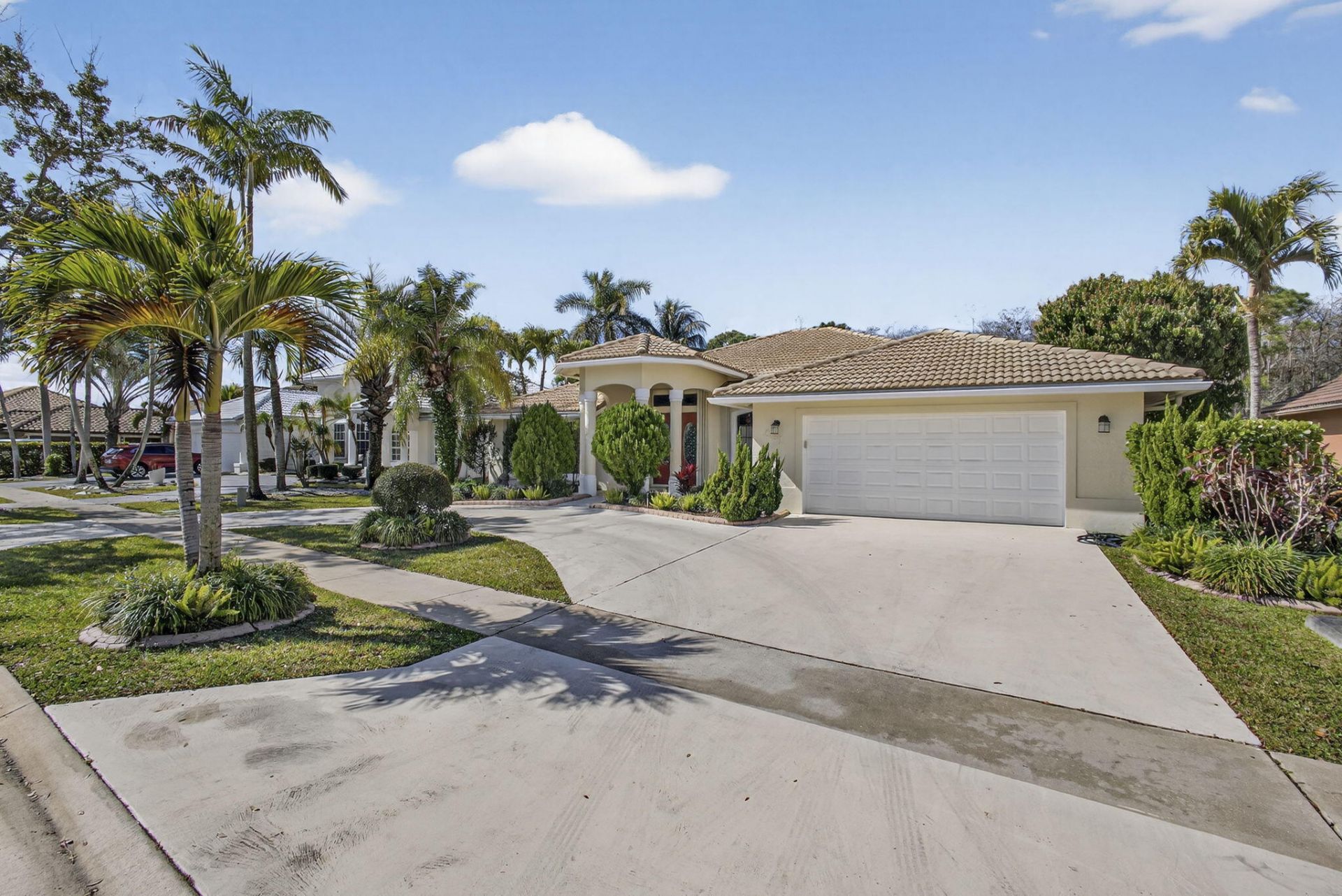 221 Cypress Trace, Royal Palm Beach, FL 33411 Photo