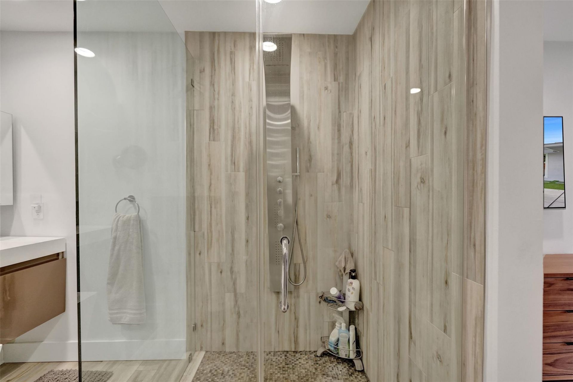 2111 N Ocean Boulevard, Pompano Beach, FL 33062 Photo