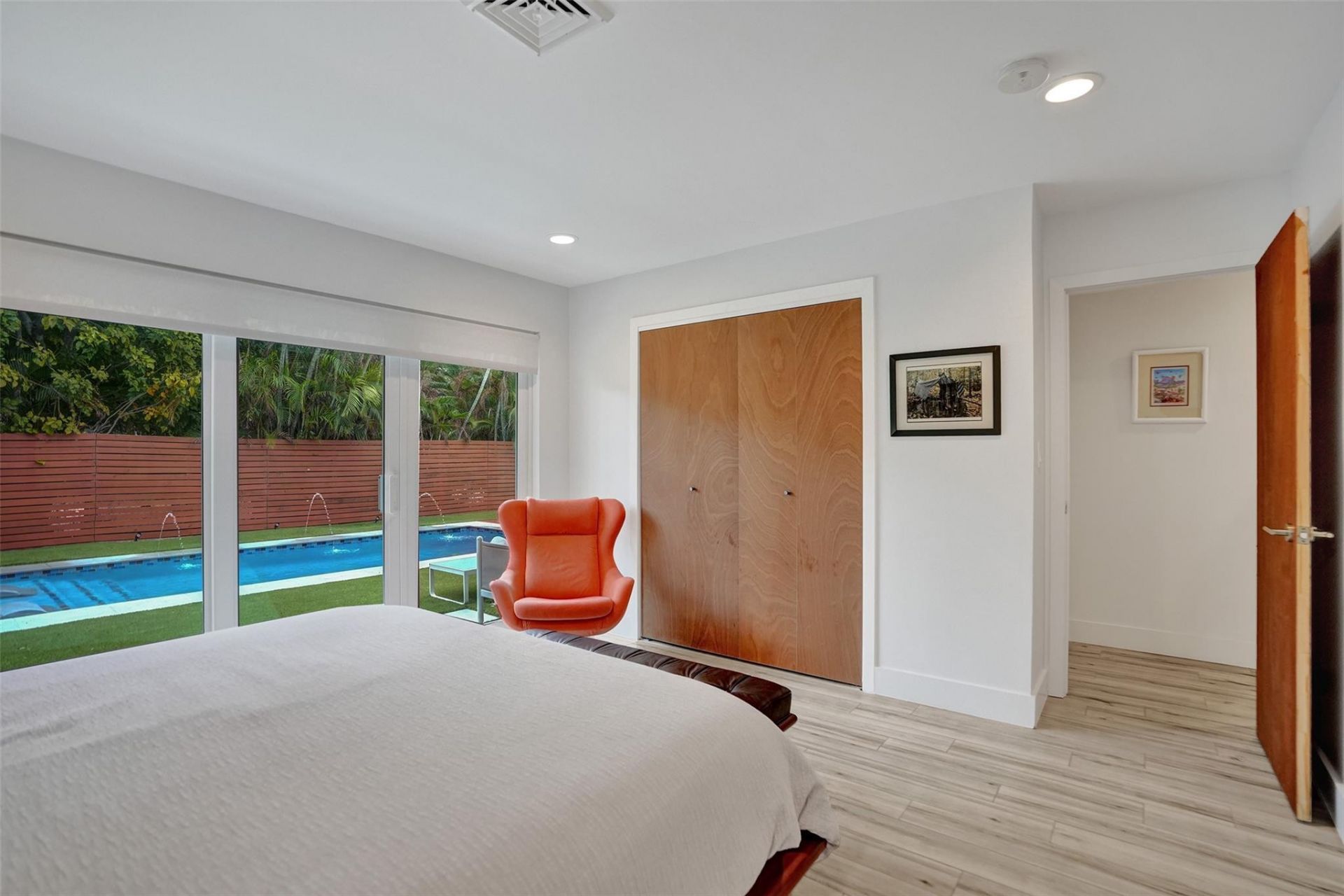 2111 N Ocean Boulevard, Pompano Beach, FL 33062 Photo