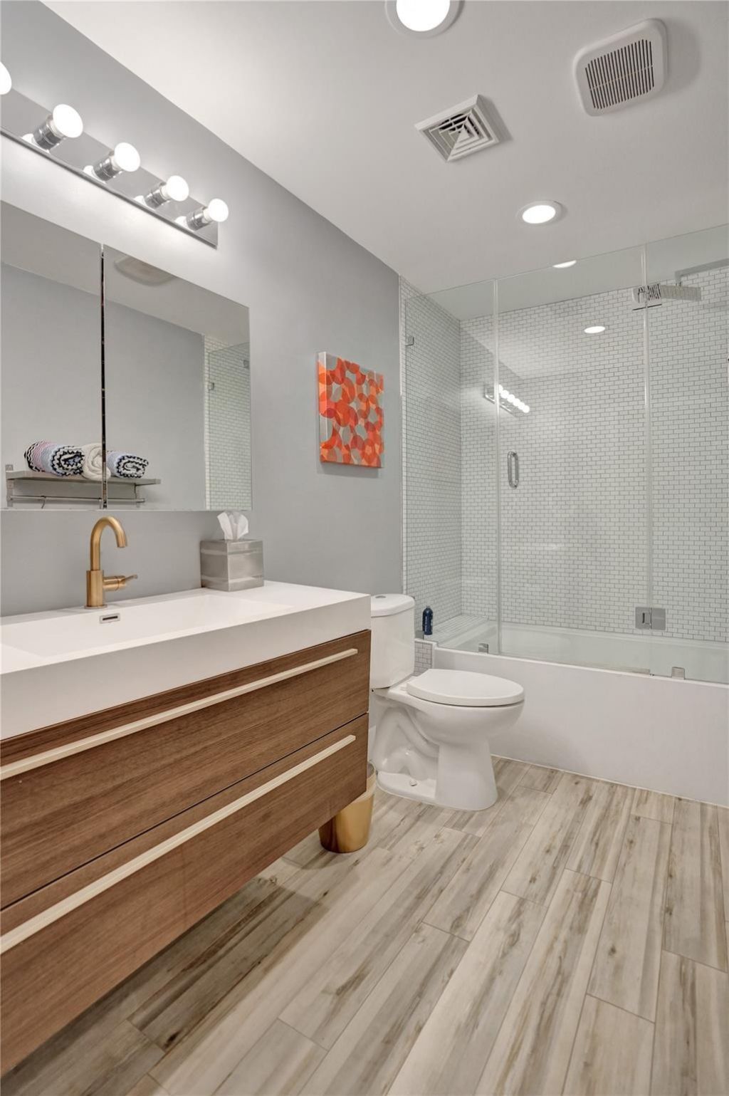 2111 N Ocean Boulevard, Pompano Beach, FL 33062 Photo