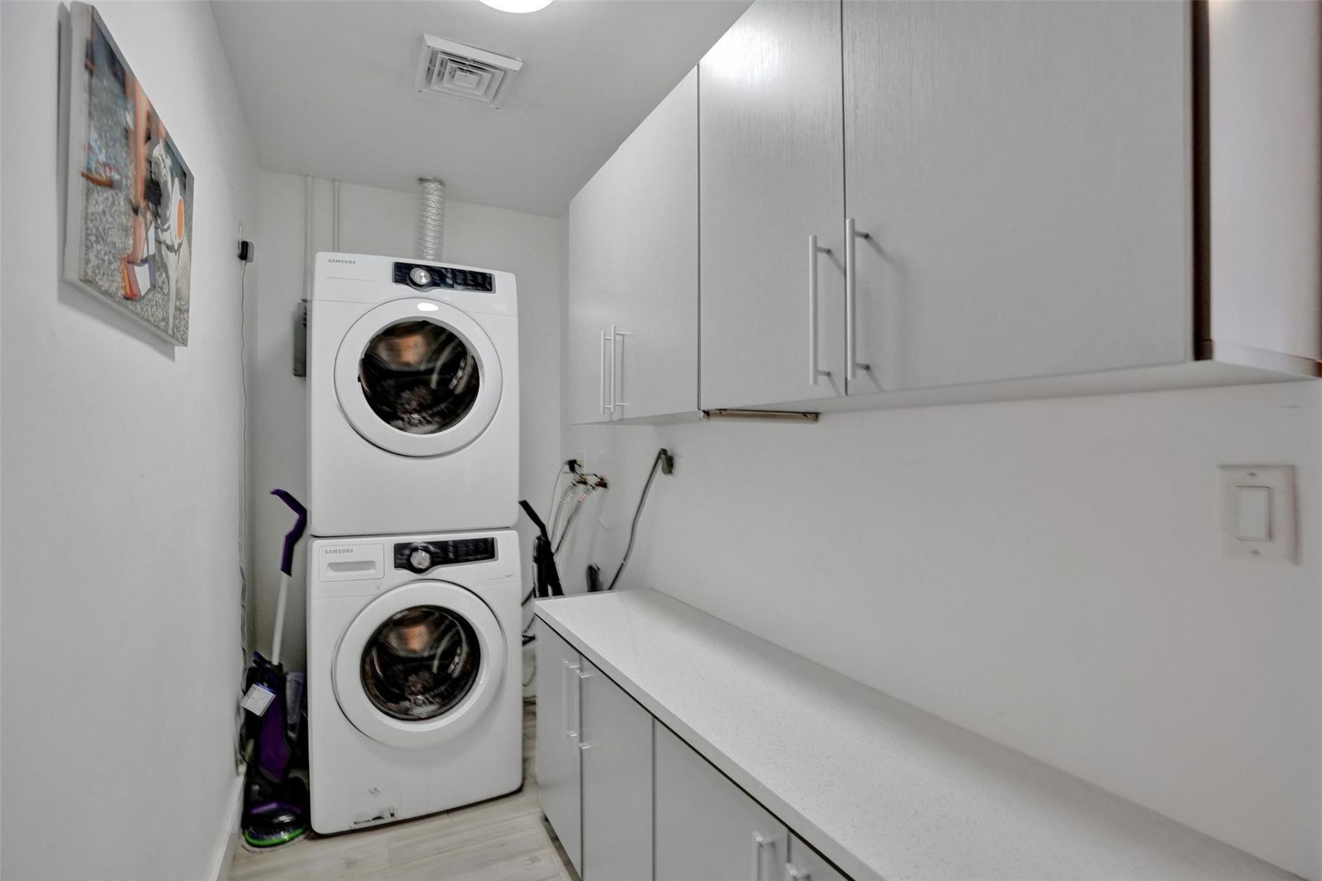 2111 N Ocean Boulevard, Pompano Beach, FL 33062 Photo