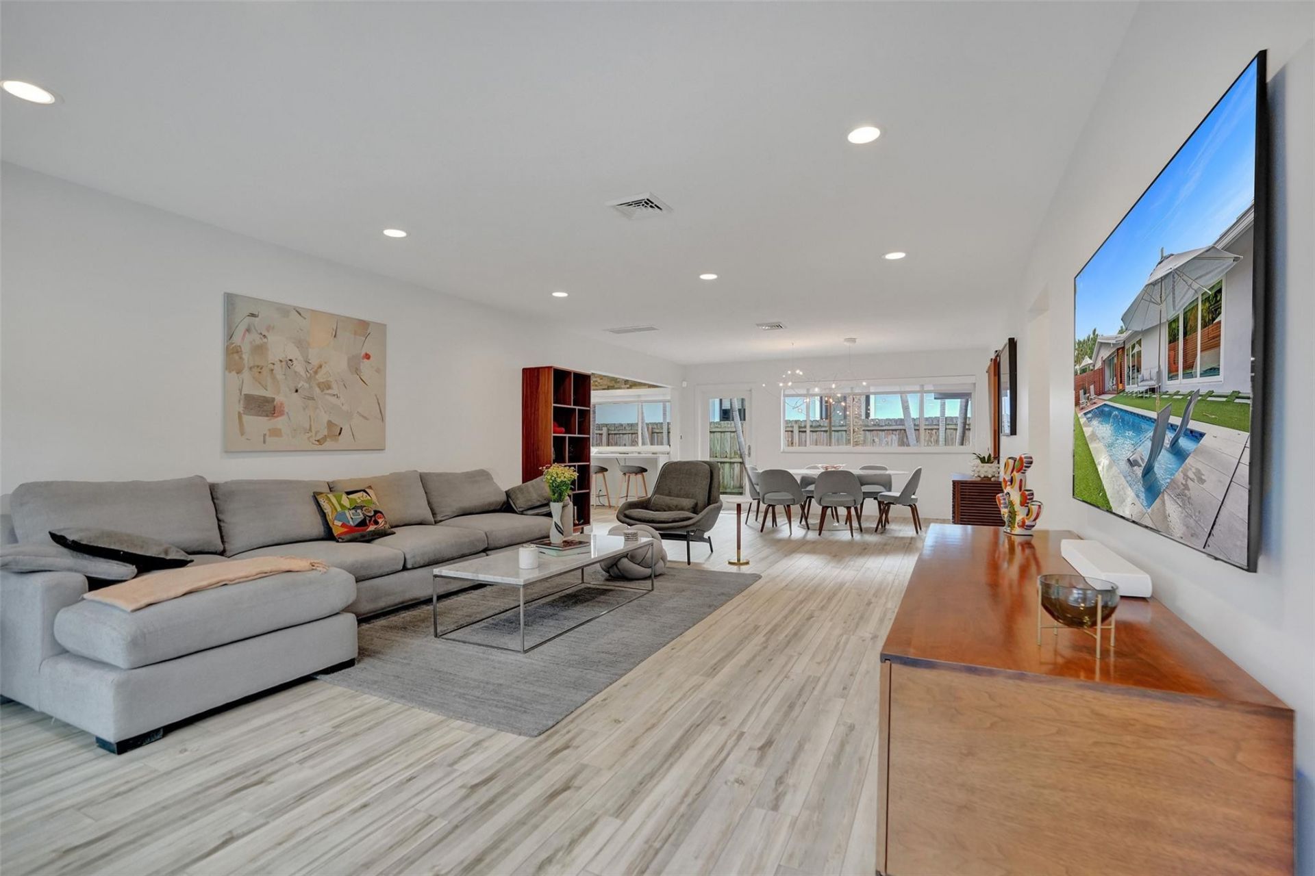 2111 N Ocean Boulevard, Pompano Beach, FL 33062 Photo