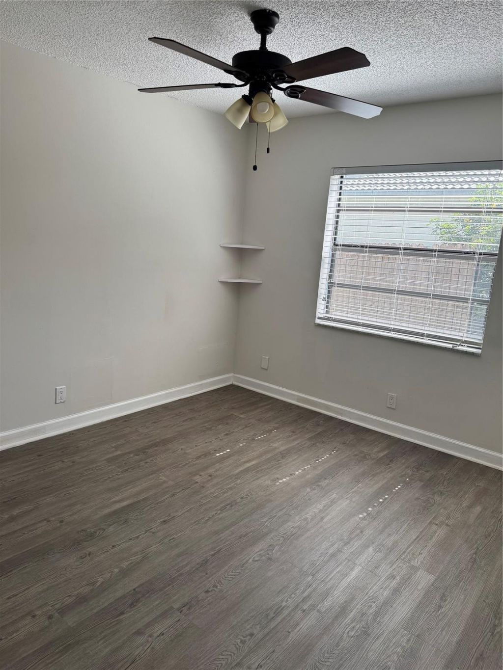 4261 NW 114th Terrace, Coral Springs, FL 33065 Photo