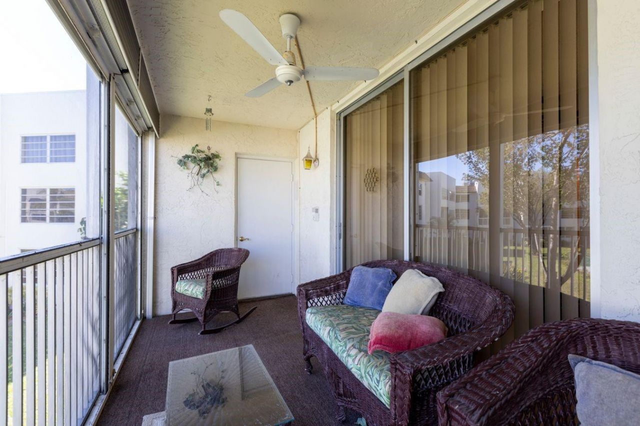 6850 Royal Palm Boulevard, Unit G 212, Margate, FL 33063 Photo