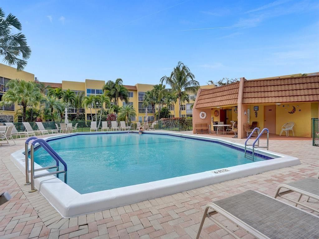 6850 Royal Palm Boulevard, Unit G 212, Margate, FL 33063 Photo