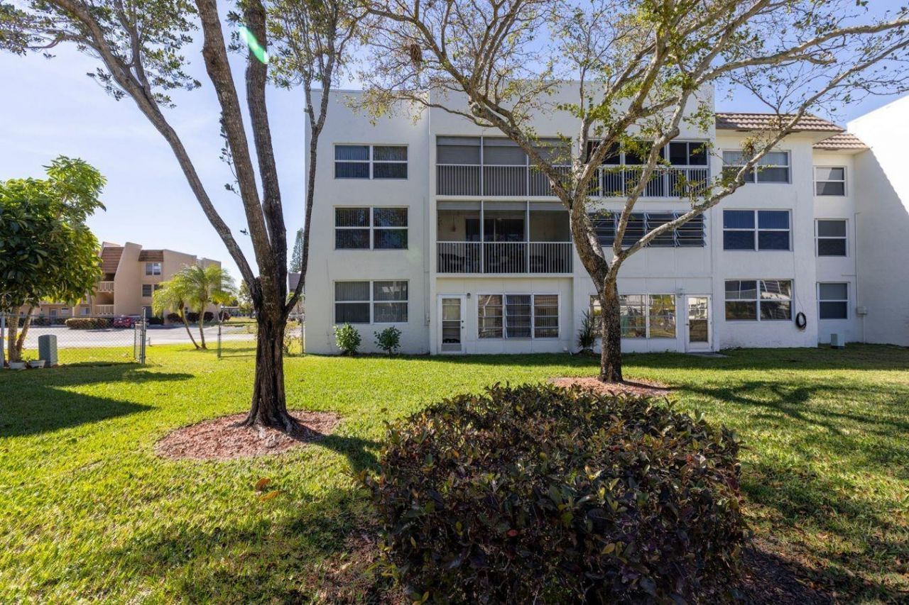 6850 Royal Palm Boulevard, Unit G 212, Margate, FL 33063 Photo