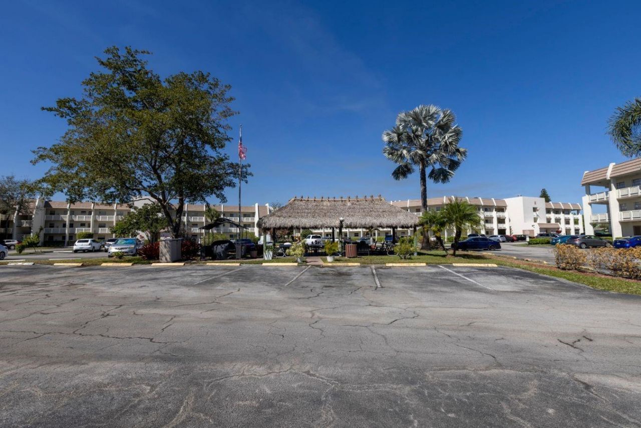 6850 Royal Palm Boulevard, Unit G 212, Margate, FL 33063 Photo