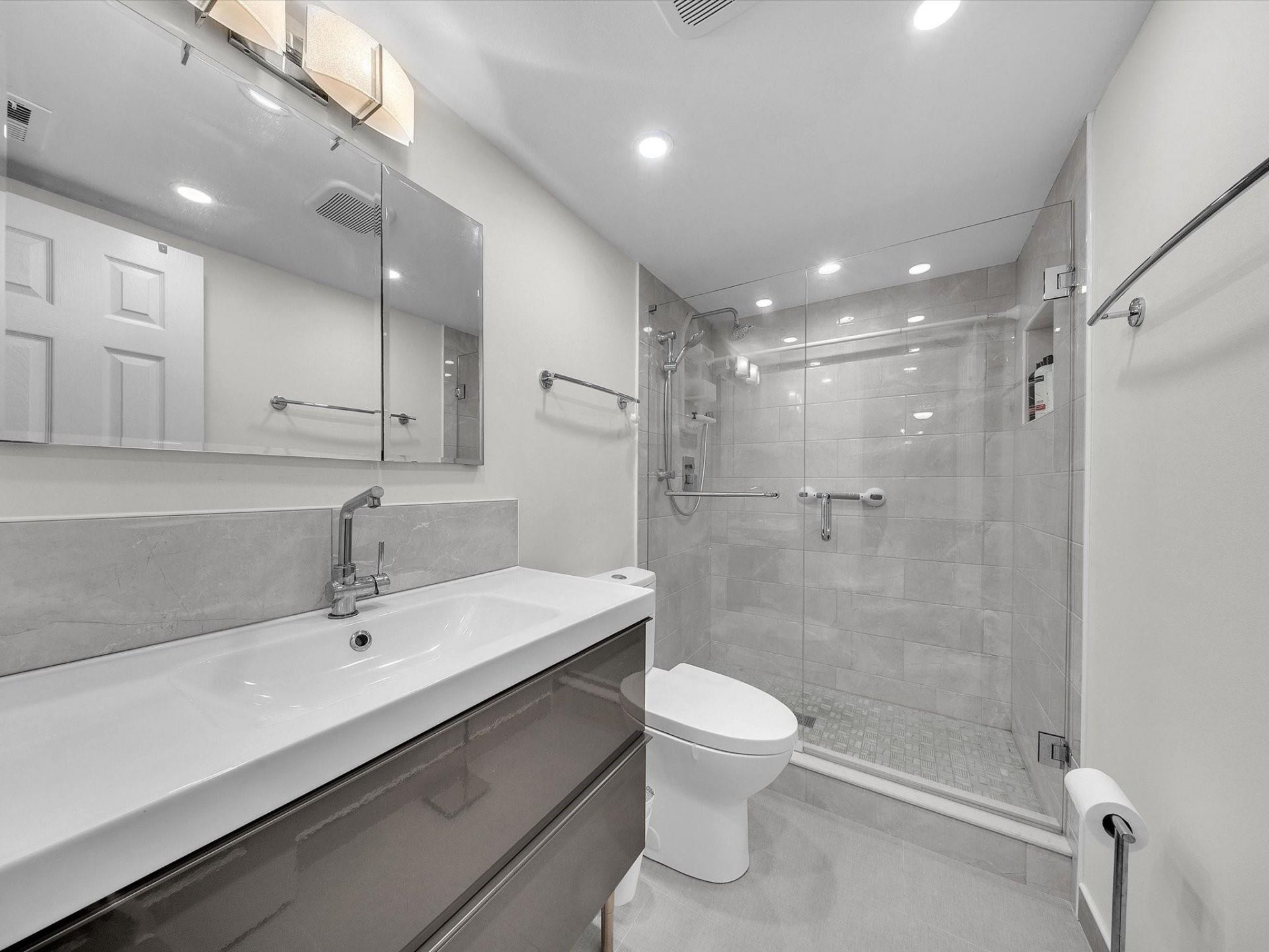 2515 NE 1st Ct, Unit 314, Boynton Beach, FL 33435 Photo