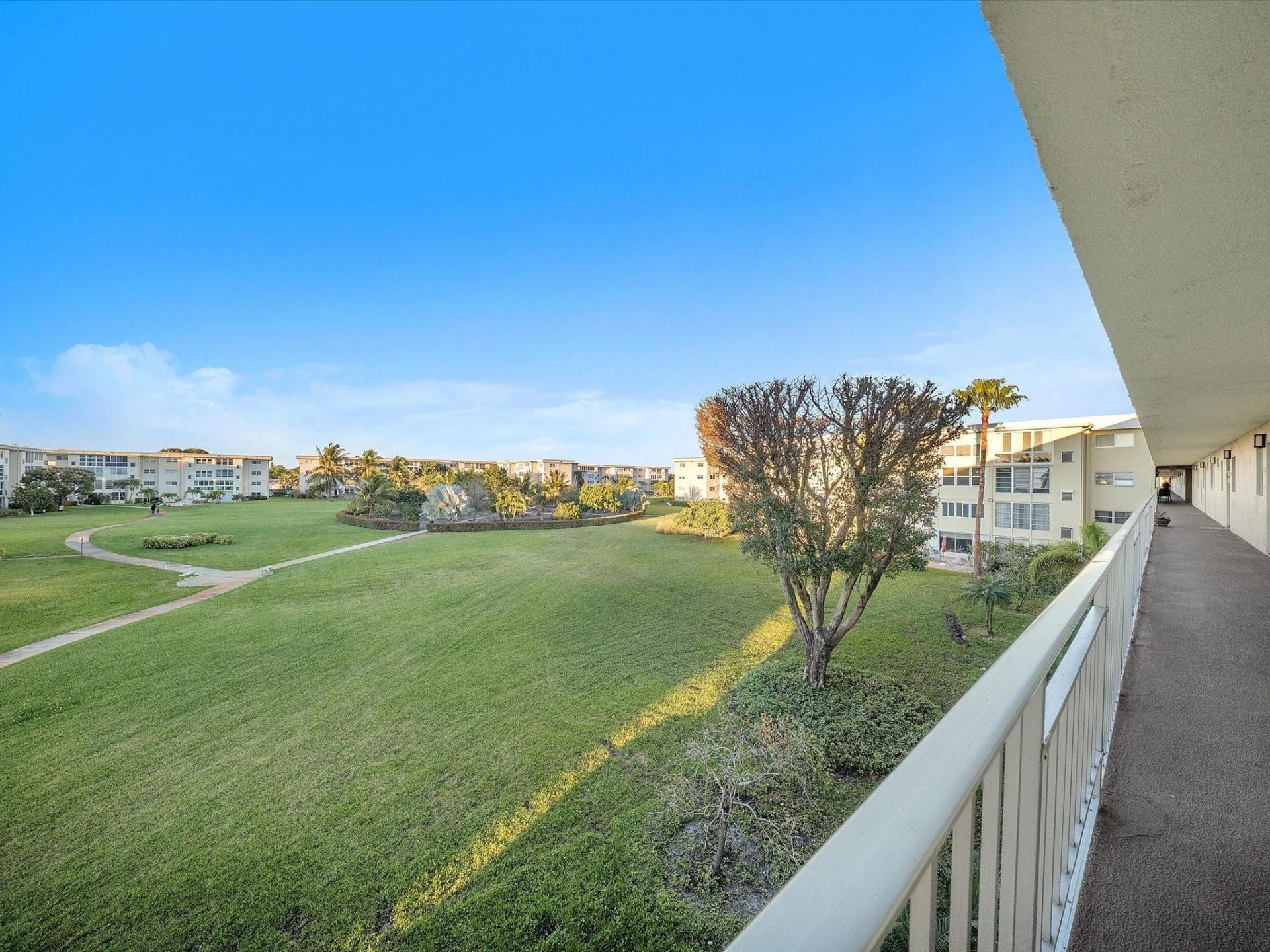 2515 NE 1st Ct, Unit 314, Boynton Beach, FL 33435 Photo