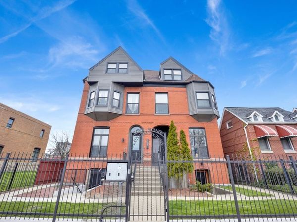 3330 S Indiana Avenue, Unit 2S, Chicago, IL 60616