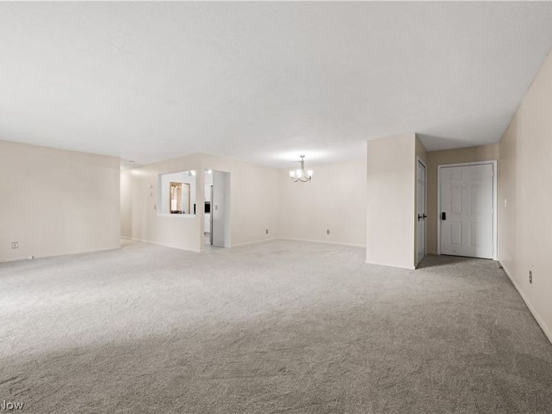 550 Tollis Parkway, Unit 307, Broadview Heights, OH 44147 Photo 4