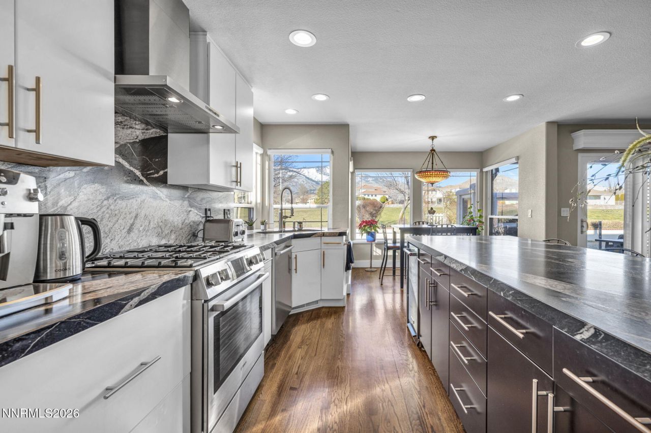 2296 Oak Ridge Drive, Carson City, NV 89703 Photo