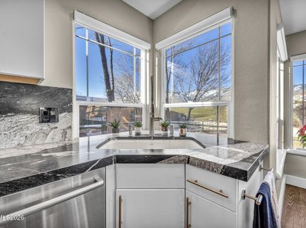 2296 Oak Ridge Drive, Carson City, NV 89703 Photo