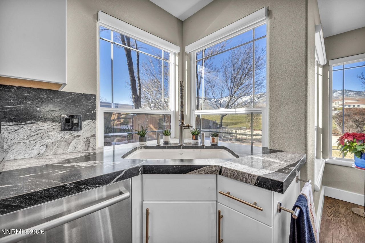 2296 Oak Ridge Drive, Carson City, NV 89703 Photo