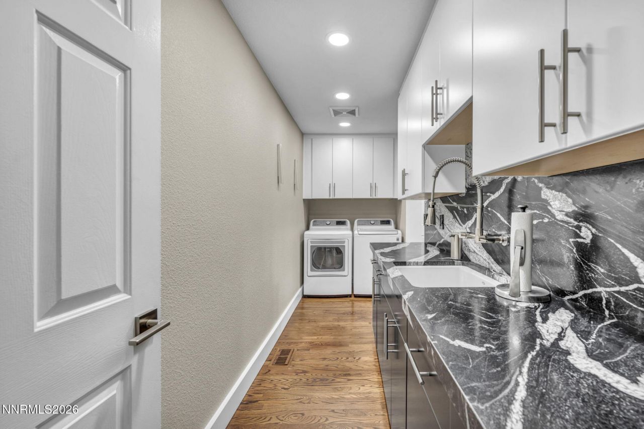 2296 Oak Ridge Drive, Carson City, NV 89703 Photo